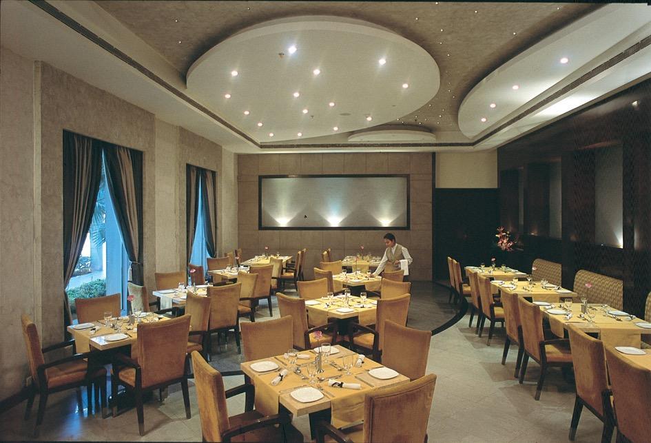 Aveda Hotel - Ludhiana Exterior foto