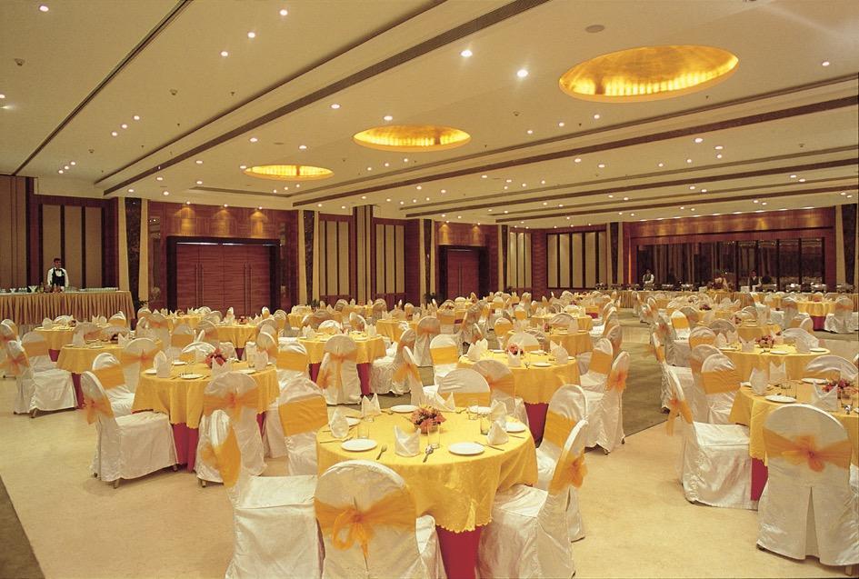 Aveda Hotel - Ludhiana Exterior foto
