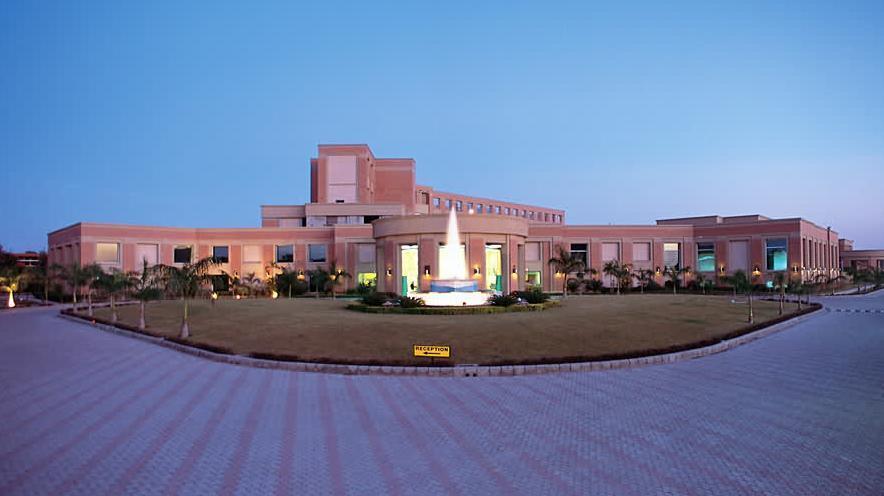 Aveda Hotel - Ludhiana Exterior foto